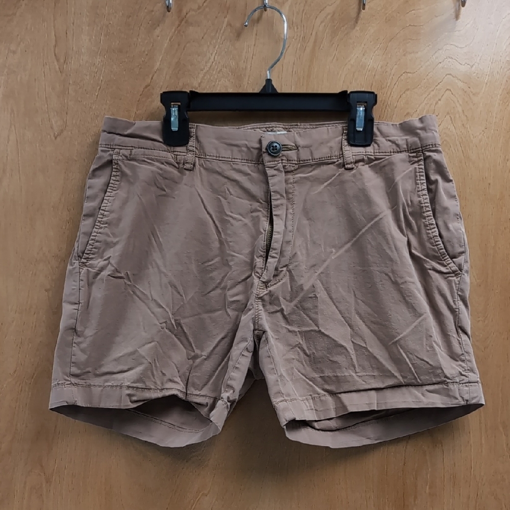 Goodthreads Men's Tan Flat Front Shorts